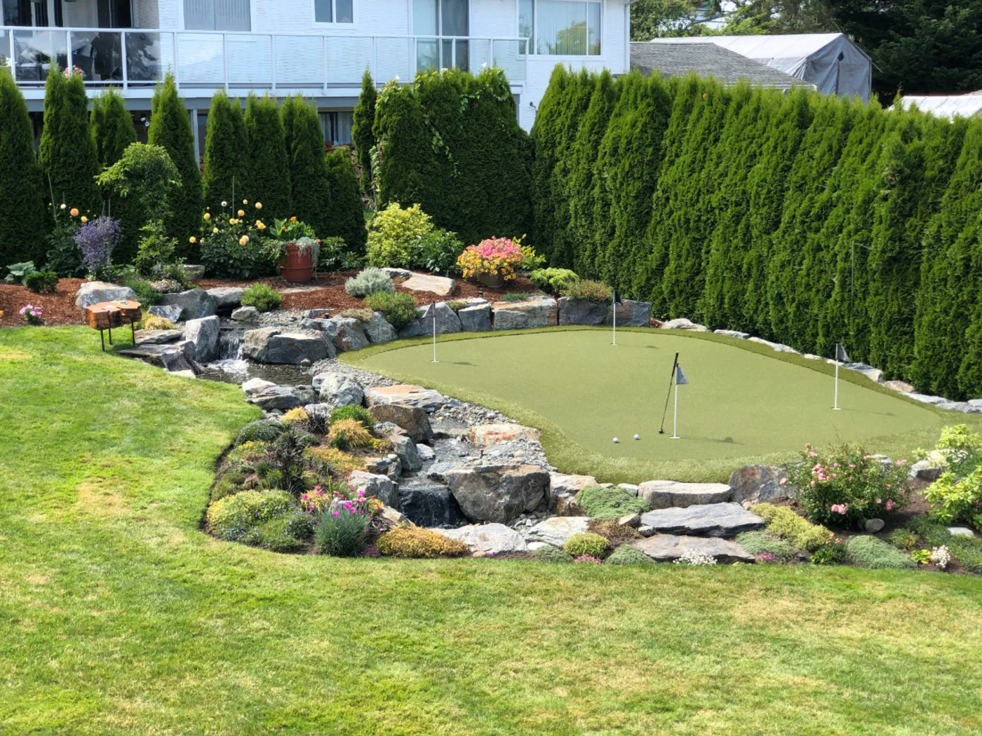 A completed Landscape Elements project by Oxbow Aquatic Services in Greater Victoria.